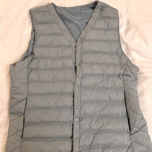 Keepfit smart self-heating down vest.